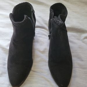 Ankle boots